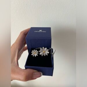 Swarovski Eternal Flower Ring Size 52
